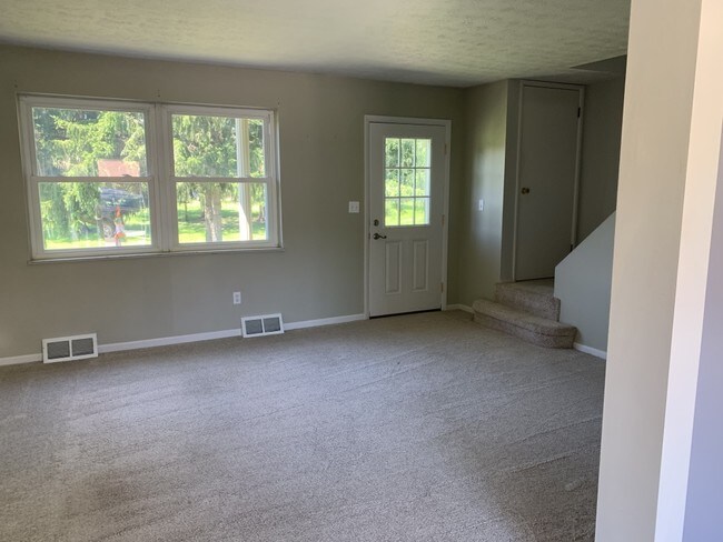 Foto del edificio - 187 Surrey Ln