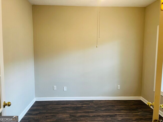 Foto del edificio - 50 Rock Mill Ct