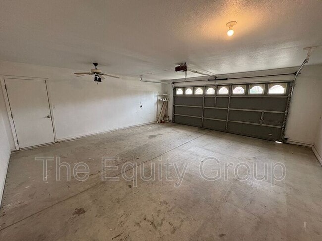 Building Photo - 3432 S Martin Ct