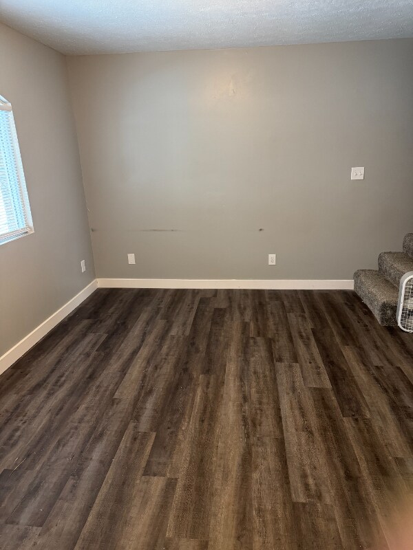 Building Photo - 511 Grant Ave