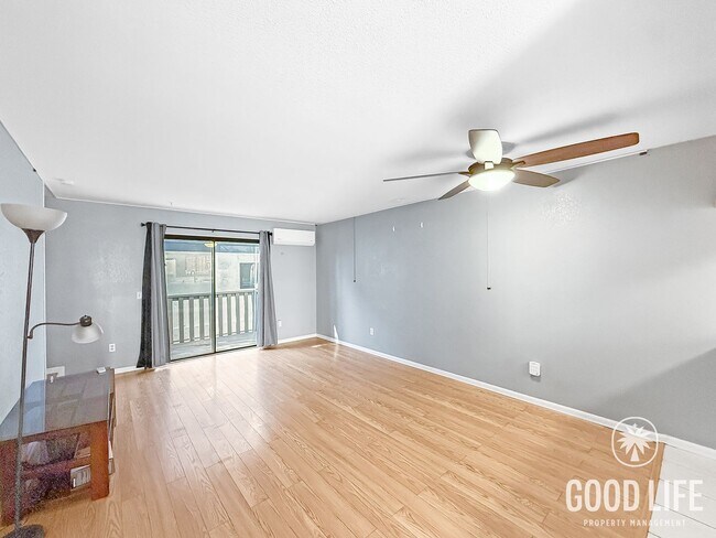 Foto del edificio - Charming 2BR / 1.5BA condo with 2-Car Garage in Imperial Beach