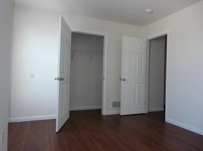Building Photo - 1712 Athens Dr