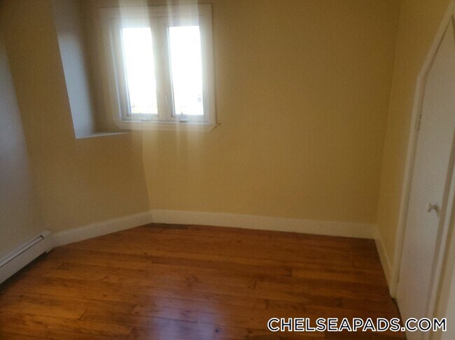 Foto del edificio - 562 Washington Ave