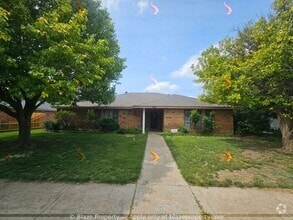 Building Photo - 7212 Queens Pl