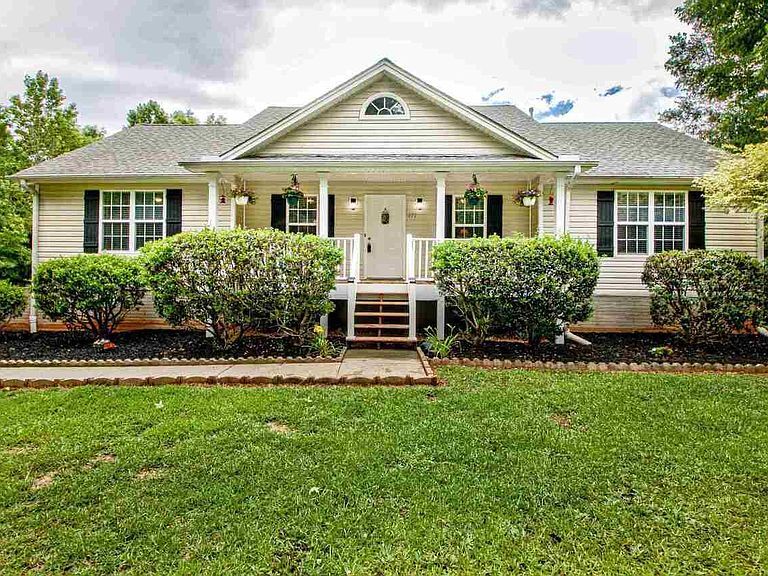 Foto principal - 271 Shell Rd