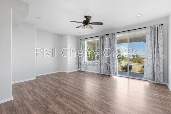Building Photo - 3627 Starry Night Loop