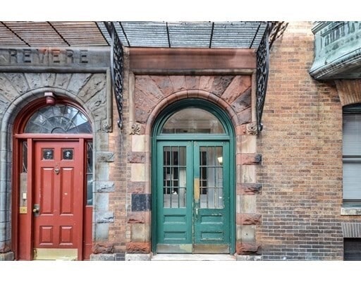Building Photo - 29 Revere St