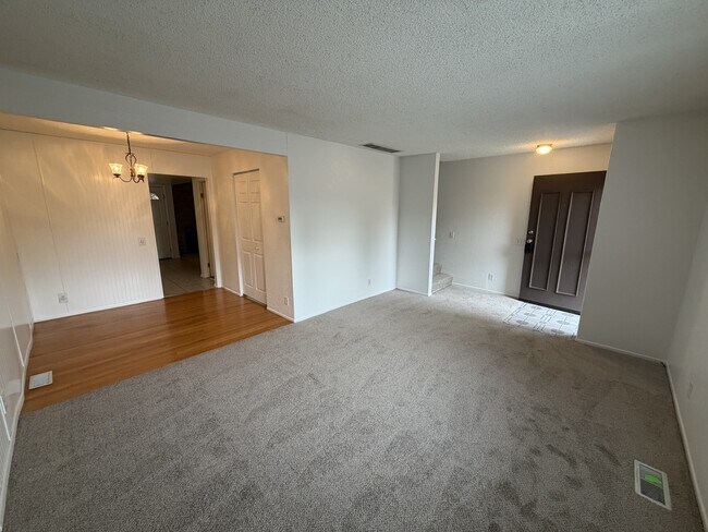 Foto del edificio - 3655 S Kittredge St