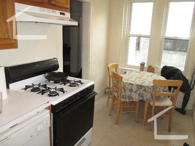 Foto del edificio - BU @ Packard's Corner 3-bed SEPT-2026