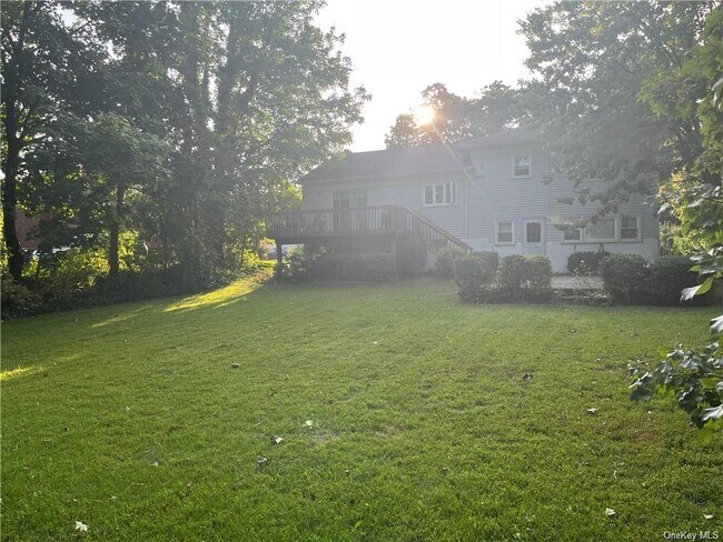 Building Photo - 65 Sylvan Rd