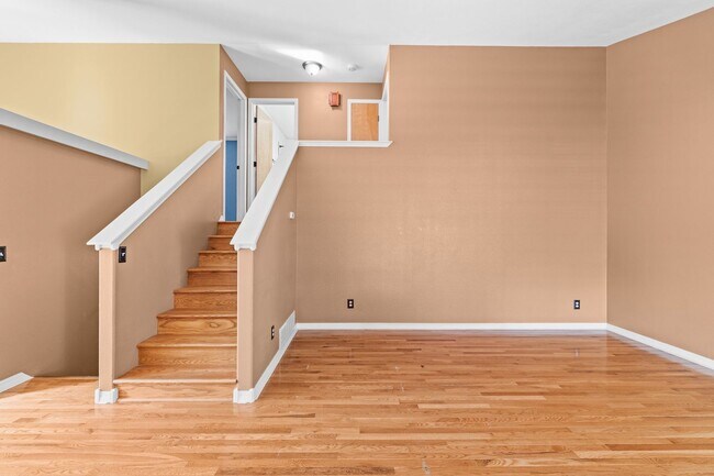 Building Photo - Liberty Lake 4 Bed 2 Bath Home that has been nicely updated