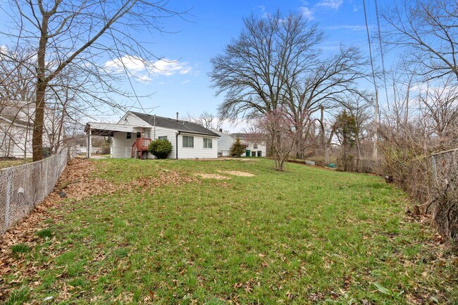 Foto del edificio - Charming 3-Bedroom, 1-Bath Single-Family Home