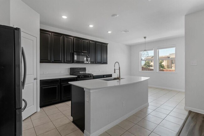Foto del edificio - 13745 Fallsprings Way