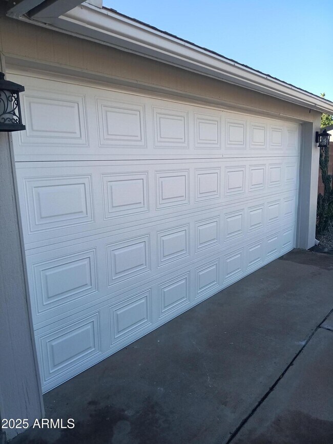 Foto del edificio - 2839 E Altadena Ave