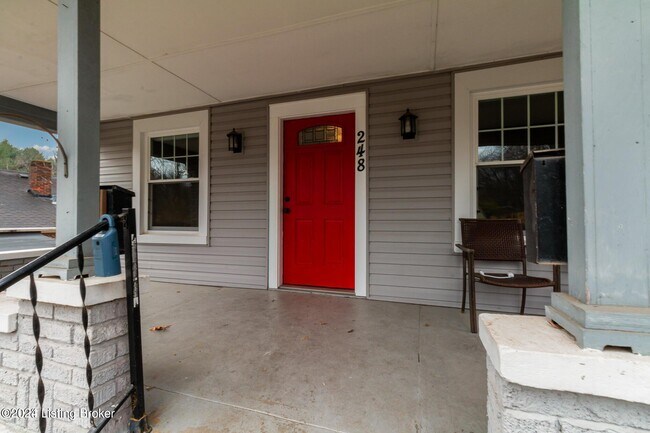 Foto del edificio - 248 Kennedy Ave