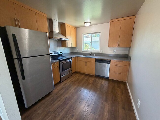 Foto del edificio - 1146 W Hamilton Ave