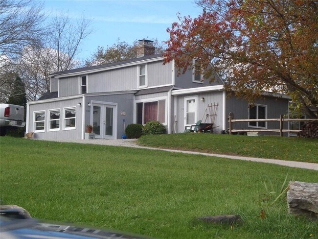 Building Photo - 118 Bonnet Shores Rd