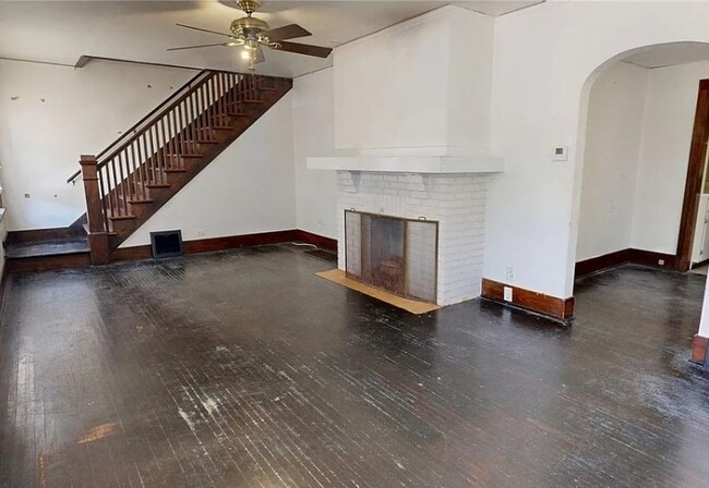 Foto del edificio - 1537 W William St