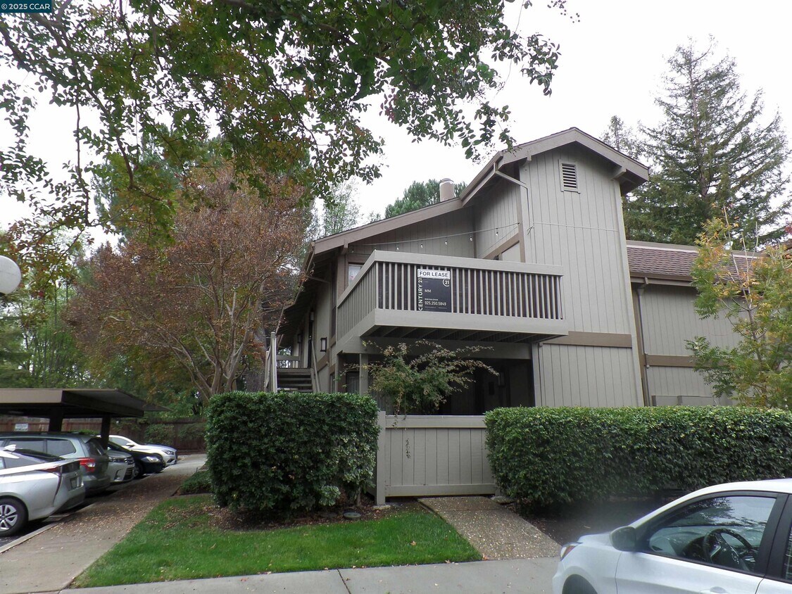 Primary Photo - 1544 Bailey Rd