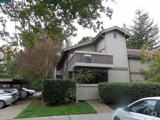 Building Photo - 1544 Bailey Rd