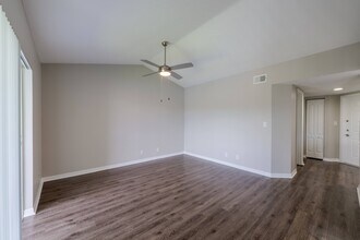 Building Photo - The Villas at Ibis Landing