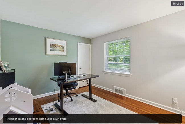 Building Photo - 903 Sulgrave Ln