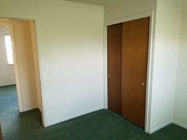 Foto del edificio - 807 Reynolds St