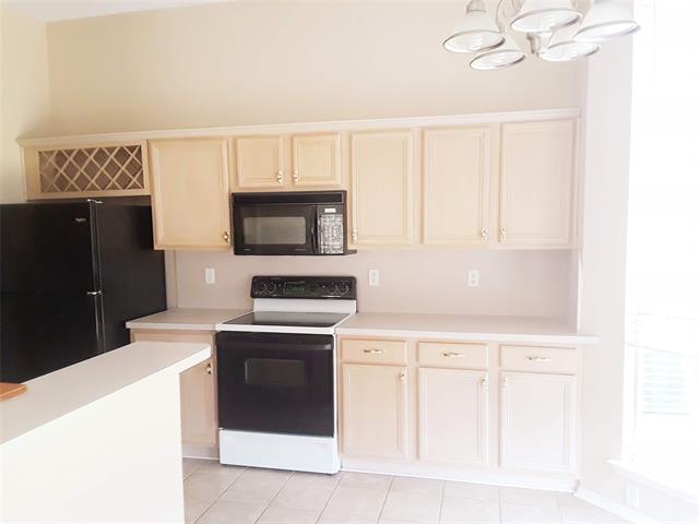 Building Photo - 314 Summerhill Dr