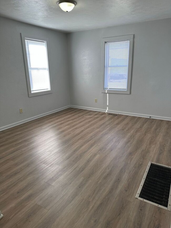 Foto del edificio - 712 S 10th St