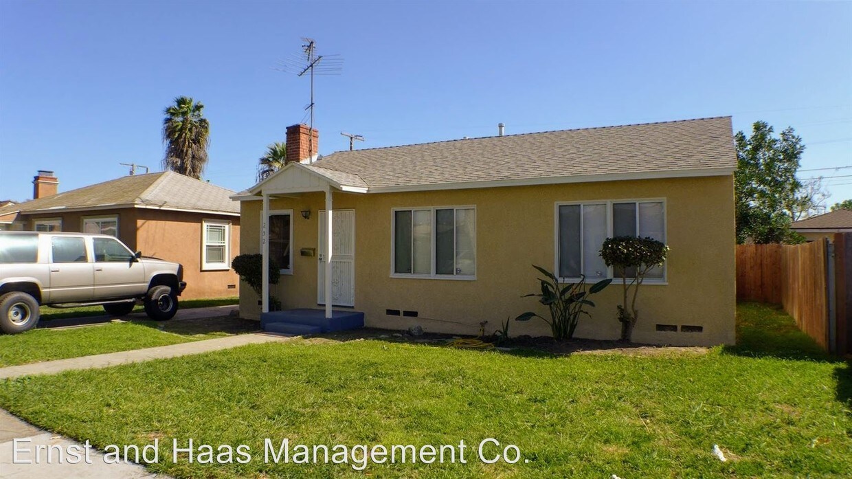 252 E 69th Way, Long Beach, CA 90805 House Rental in Long Beach, CA