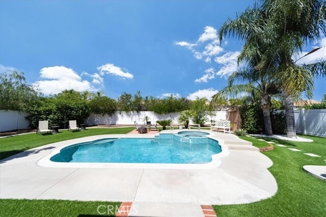 Building Photo - 32825 Canyon Crest St