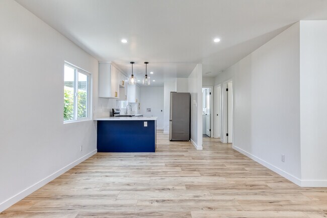 Building Photo - 2318 Glover Pl