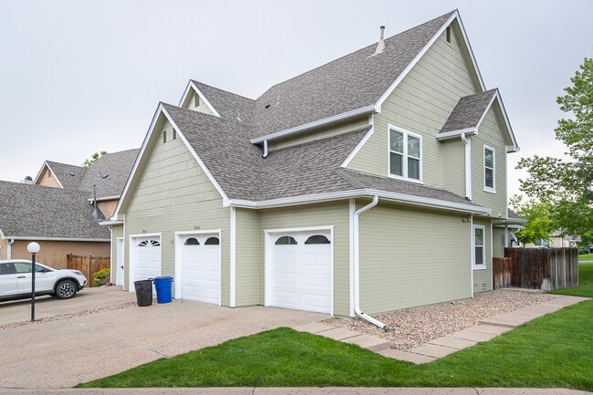 Photo - 9010 Zephyr Ct Townhome