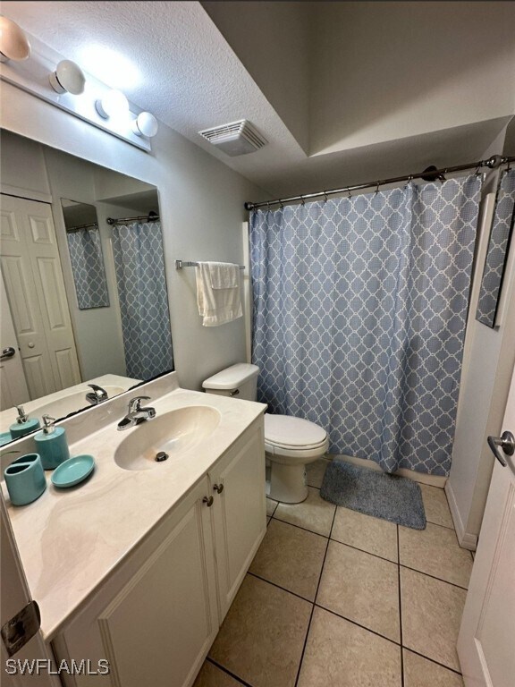 Foto del edificio - 4910 Cougar Ct N