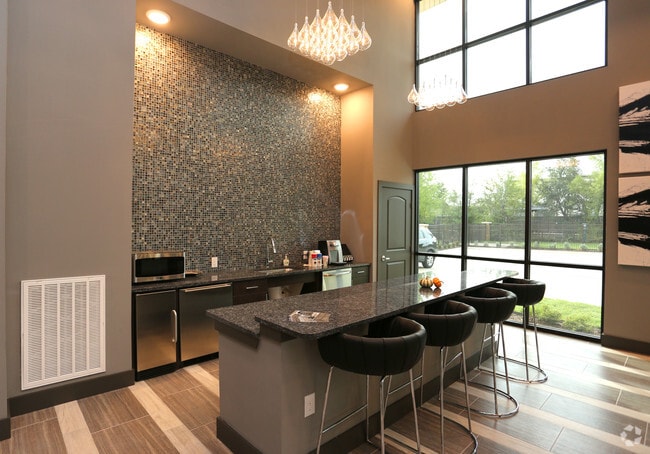 Interior Photo - Oxford At Lake View