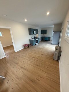 Foto del edificio - 1441 Hobson Ave