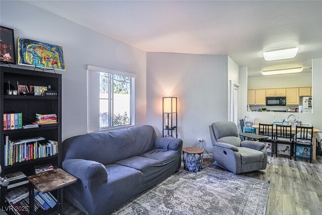 Foto del edificio - 5250 S Rainbow Blvd