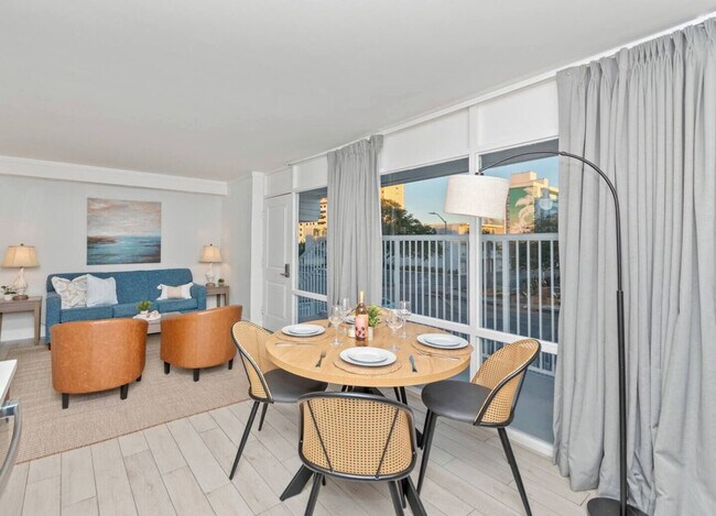 Foto del edificio - 1801 Withers Dr