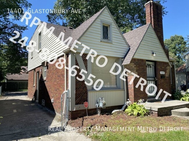 Building Photo - Beautiful Four Bedroom Grandmont Bungalow