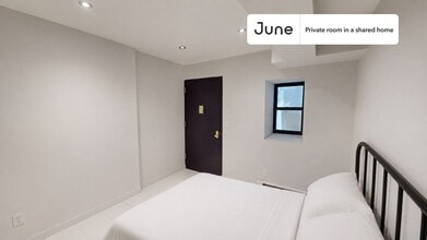 Building Photo - Room in Shared 5 bed/2 bath home in Upper West Side