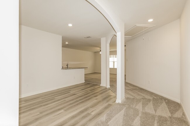 Foto del edificio - 26861 Steinbeck Dr