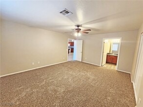 Building Photo - 200 S Mount Charleston Dr E