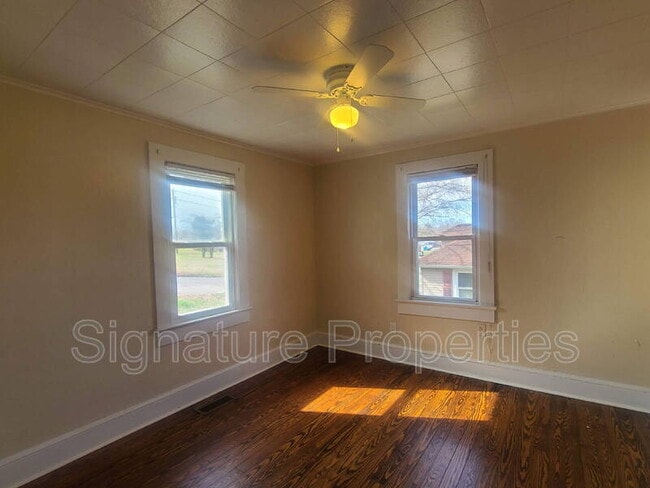 Foto del edificio - 500 Claiborne Ave