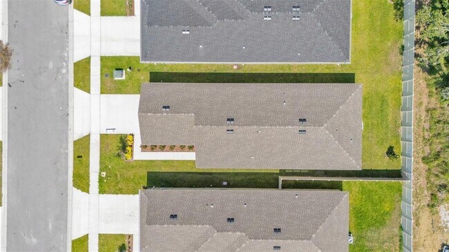 Foto del edificio - 727 Chestnut Ln