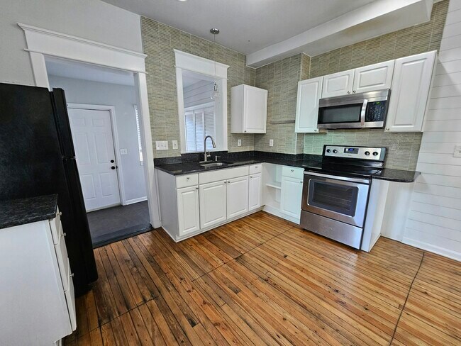 Foto del edificio - 356 W Wilkes Barre St
