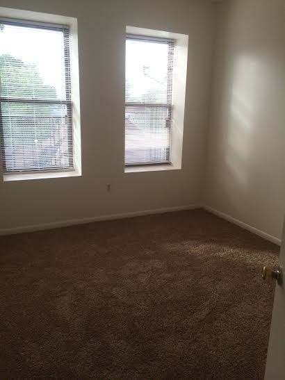 Building Photo - 105 Park Ave