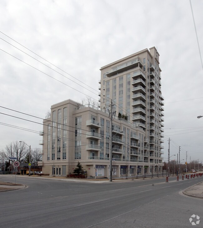 Aquaview Condominiums