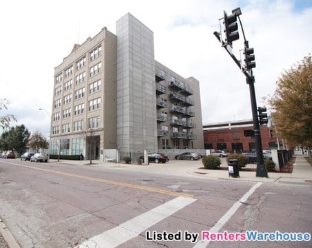 Primary Photo - 112 11th St