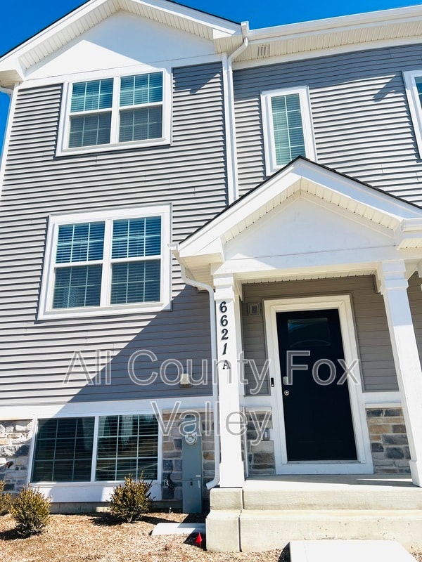 Building Photo - 6621 Sassafras Wy