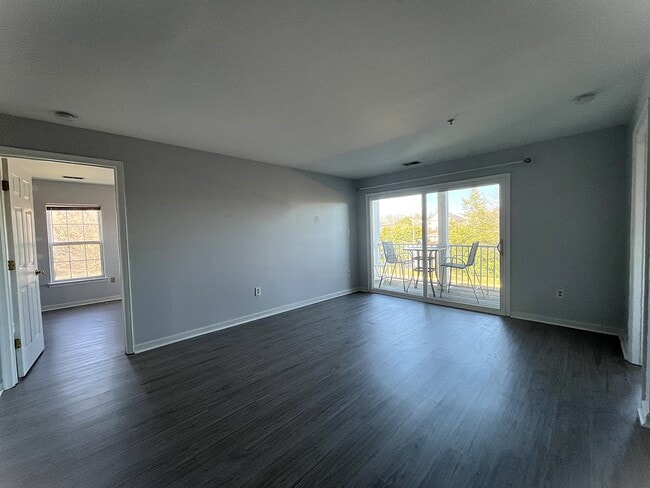 Building Photo - 13304 Kilmarnock Way